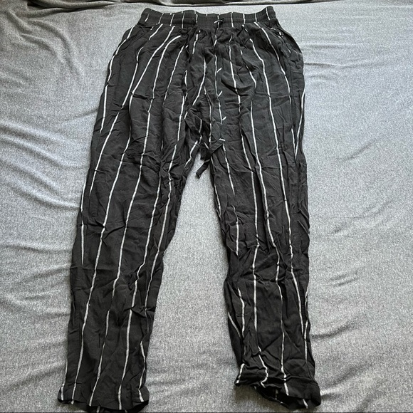 PLT Diya Black Pin Stripe Casual Pants - Picture 8 of 9